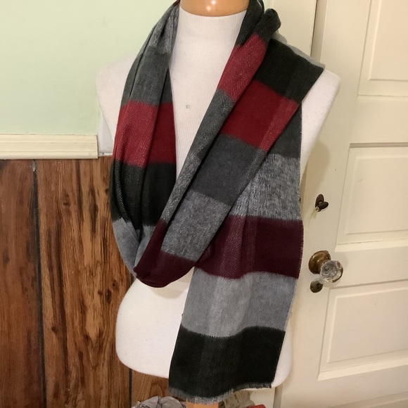 FRAAS The Scarf Company Cashmink Multi Color 100%Acrylic Blen Made in Germany - Picture 5 of 5